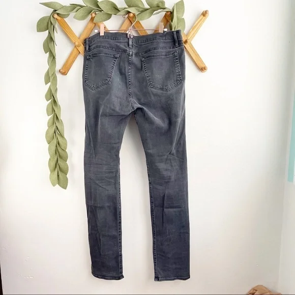 Frame L’Homme Fade to Gray Skinny Jeans 34/34